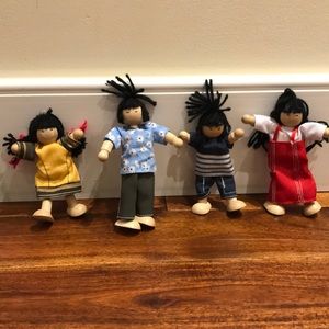 Plan toy Asian family set